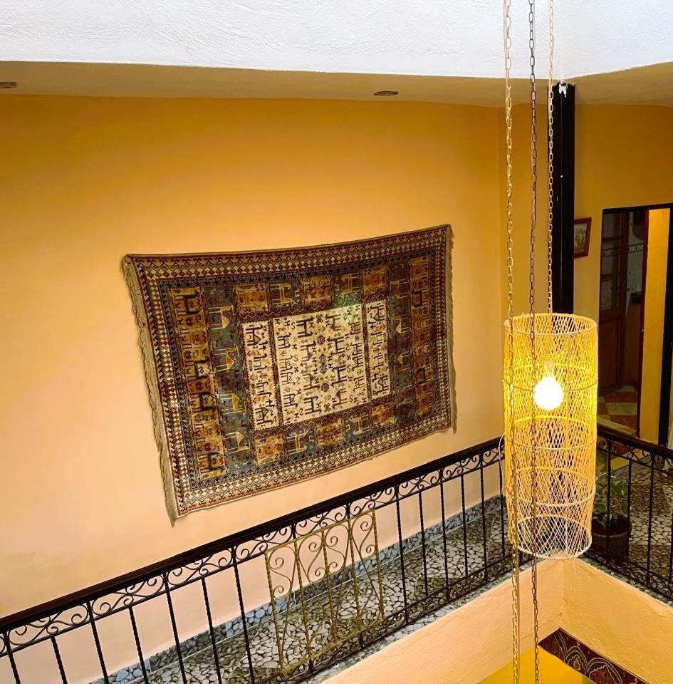 Downtown Hostel Fès Exteriör bild