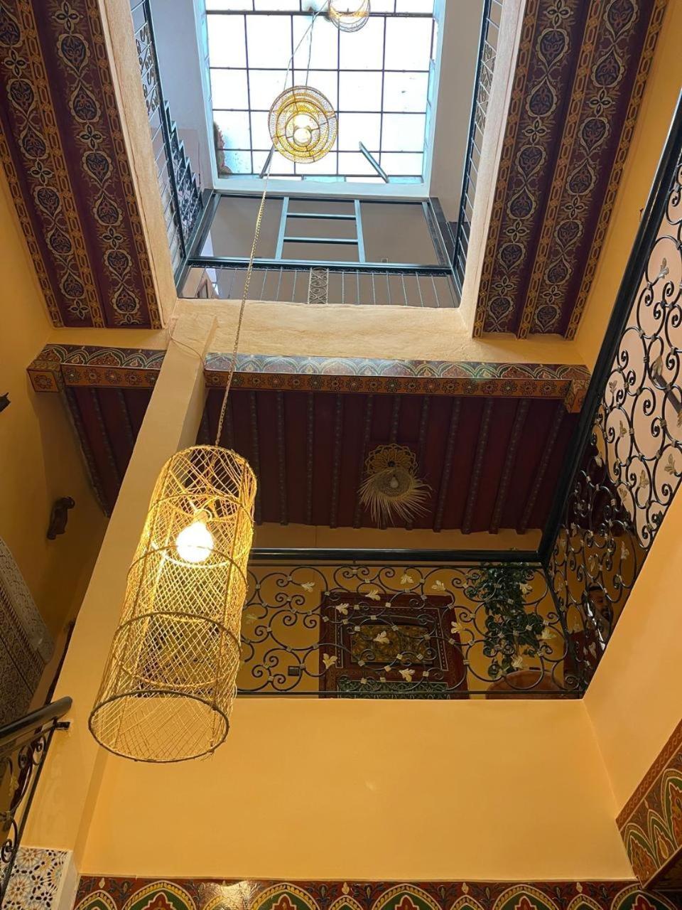 Downtown Hostel Fès Exteriör bild