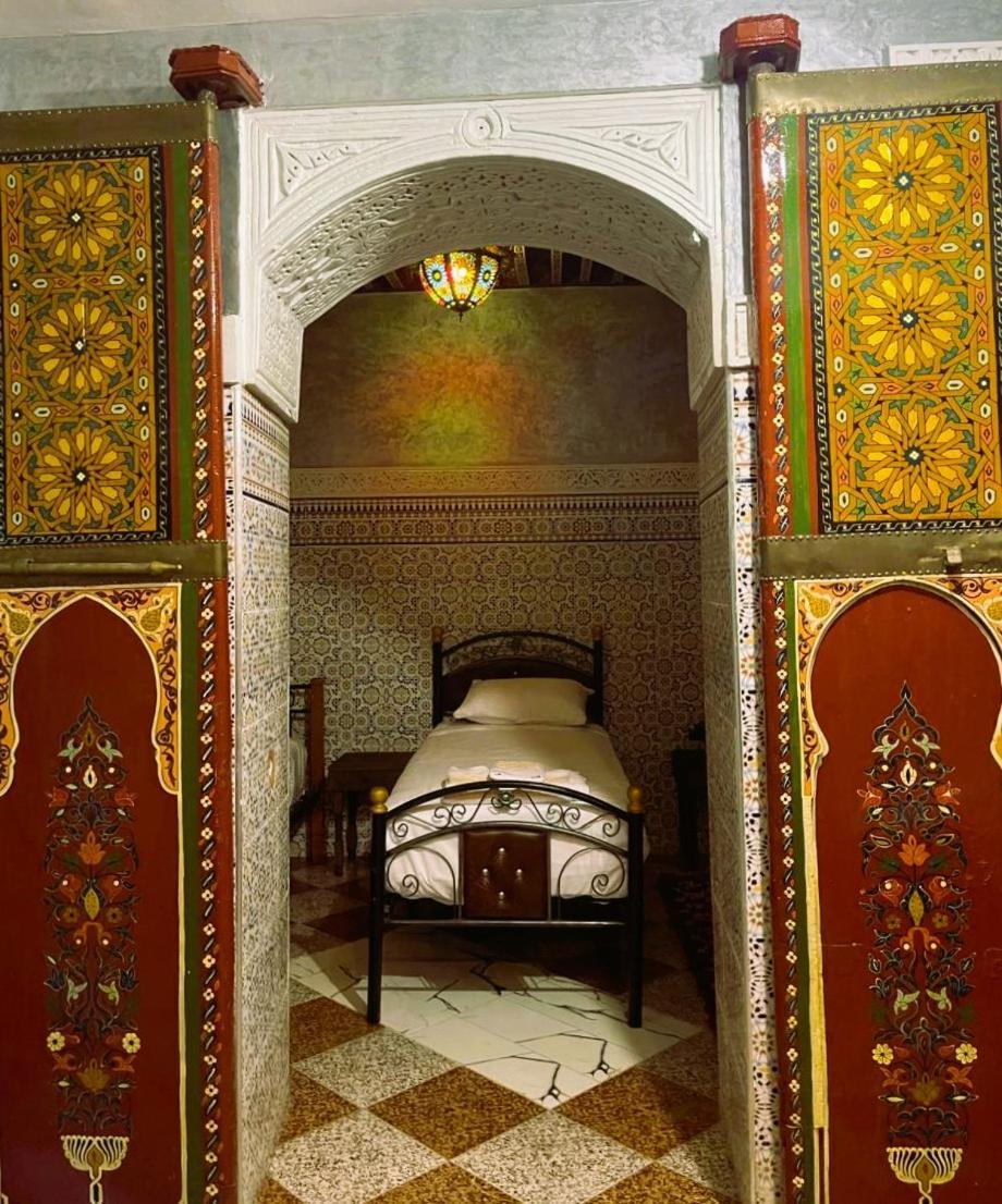 Downtown Hostel Fès Exteriör bild