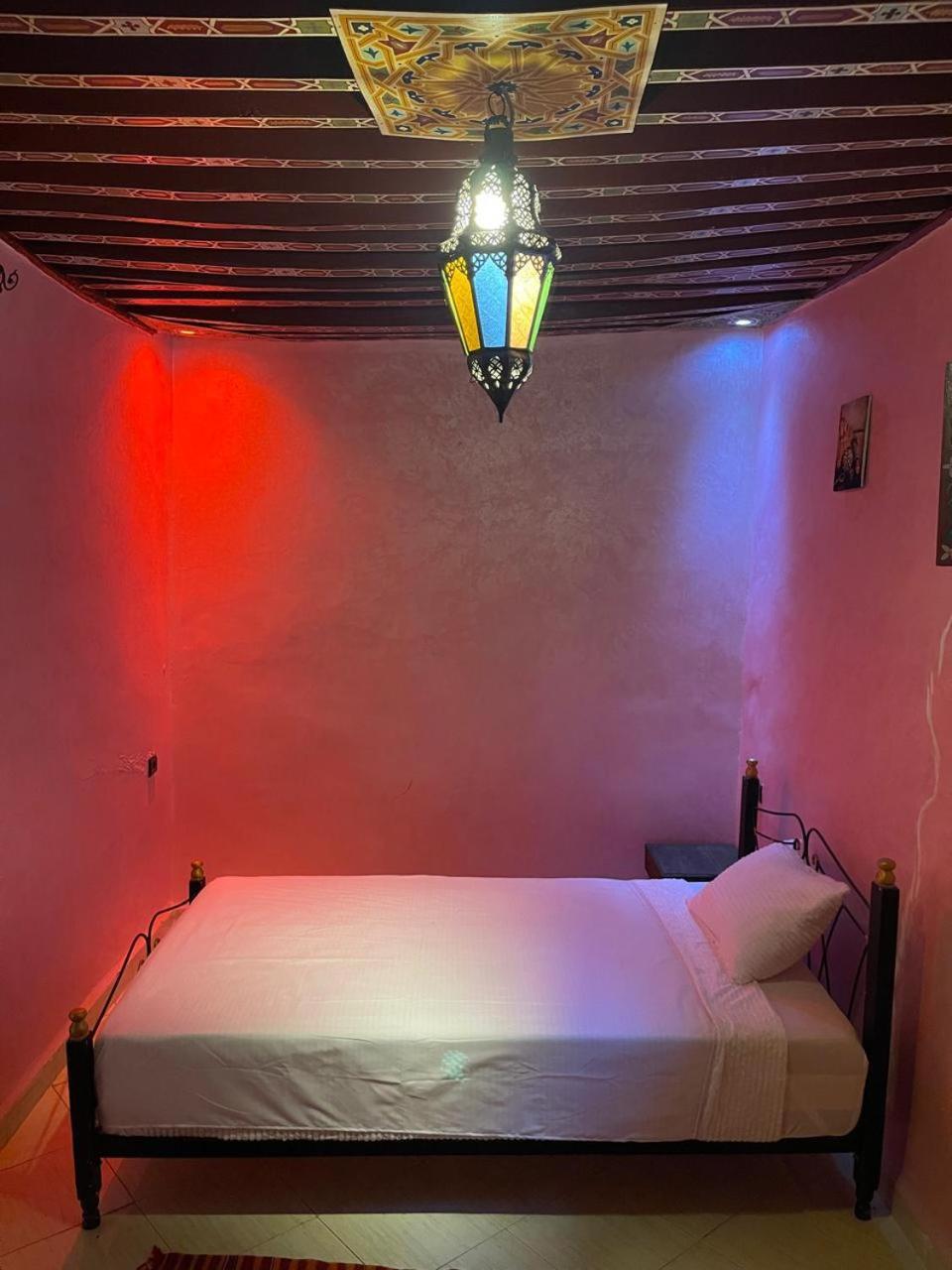 Downtown Hostel Fès Exteriör bild