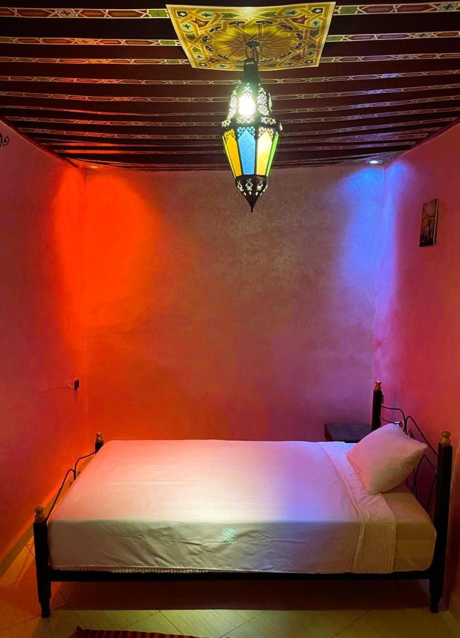 Downtown Hostel Fès Exteriör bild